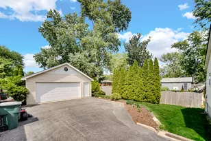 127 E 4th Ave, New Lenox, IL 60451 - Photo 20