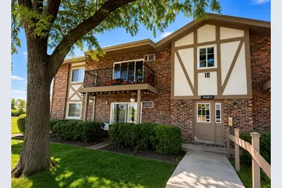 9S220 S Frontage Road #101, Willowbrook, IL 60527 - Photo 1