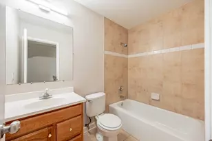800 Shawnee Trail, Roselle, IL 60172 - Photo 12