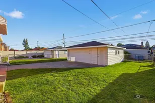 394 Calhoun Ave, Calumet City, IL 60409 - Photo 22