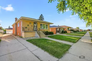 394 Calhoun Ave, Calumet City, IL 60409 - Photo 2