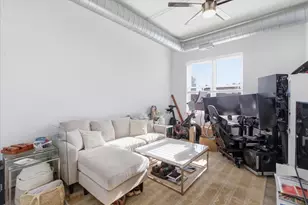 1155 W Madison St, Chicago, IL 60607 - Photo 14