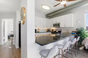 1155 W Madison St, Chicago, IL 60607 - Photo 2