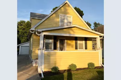 1210 S Oak Street, Bloomington, IL 61701 - Photo 1