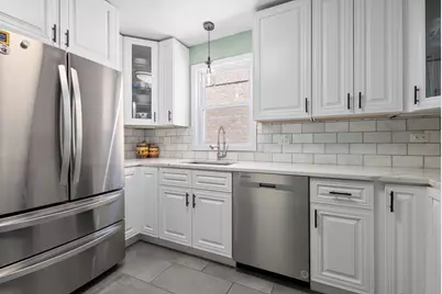 10831 S Longwood Drive, Chicago, IL 60643 - Photo 8