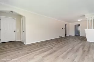 1651 E 91st St, Chicago, IL 60617 - Photo 12