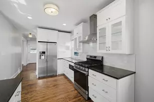 840 S Humphrey Ave, Oak Park, IL 60304 - Photo 8