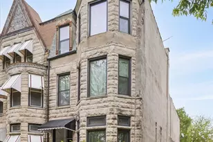 3633 S Giles Ave, Chicago, IL 60653 - Photo 2