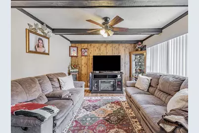 1045 Palace Street, Aurora, IL 60506 - Photo 2