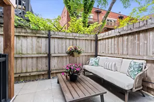1350 W Wrightwood Ave, Chicago, IL 60614 - Photo 32