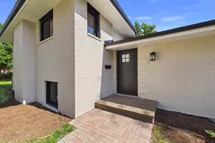 423 N Aldine Ave, Park Ridge, IL 60068 - Photo 4