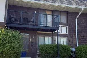 1140 Court G, Hanover Park, IL 60133 - Photo 2