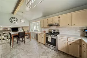 13015 W Split Rail Ct, Homer Glen, IL 60491 - Photo 8