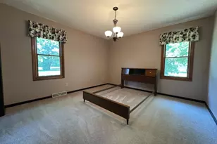 205 S Fremont St, Tampico, IL 61283 - Photo 12