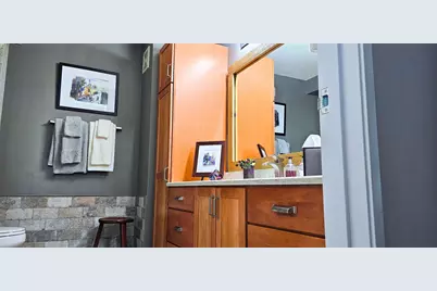 9655 Woods Drive #1006, Skokie, IL 60077 - Photo 16