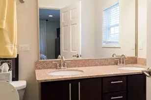 2534 N Marshfield Ave, Chicago, IL 60614 - Photo 6
