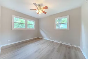 26 E Woodland Rd, Lake Bluff, IL 60044 - Photo 14