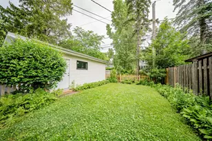 26 E Woodland Rd, Lake Bluff, IL 60044 - Photo 24
