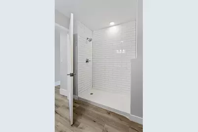 1531 W Howard Avenue #207, Chicago, IL 60626 - Photo 6