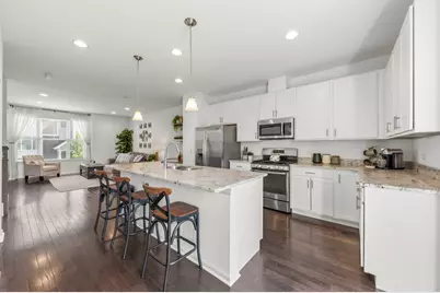 821 W Chase Lane, Palatine, IL 60067 - Photo 10