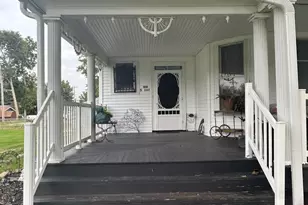 108 S Gray St, Sidell, IL 61876 - Photo 6