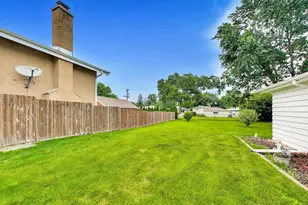403 N Yale St, Villa Park, IL 60181 - Photo 26