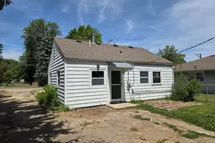 524 Amsterdam St, Woodstock, IL 60098 - Photo 4