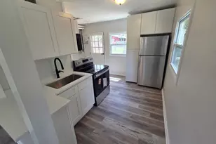 524 Amsterdam St, Woodstock, IL 60098 - Photo 8