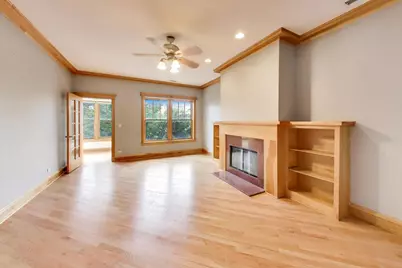 6741 N Sheridan Road #2S, Chicago, IL 60626 - Photo 2