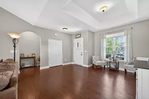 2331 Coventry Cir S, Sycamore, IL 60178 - Photo 6