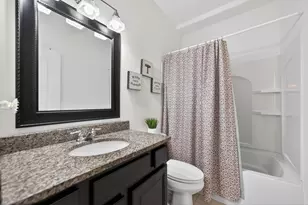 2331 Coventry Cir S, Sycamore, IL 60178 - Photo 22