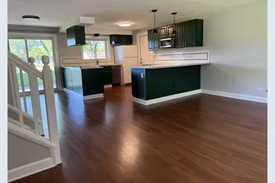 920 Royal Court, Schaumburg, IL 60193 - Photo 2