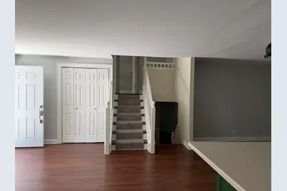 920 Royal Court, Schaumburg, IL 60193 - Photo 6