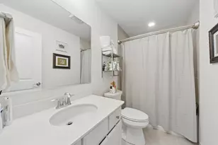1999 Kingsley Cir, Northbrook, IL 60062 - Photo 16