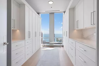 14 W Superior Street #6201, Chicago, IL 60654 - Photo 24