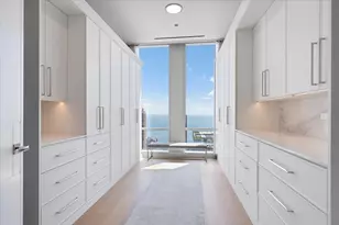 14 W Superior St, Chicago, IL 60654 - Photo 24