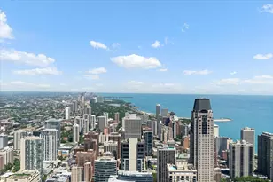 14 W Superior St, Chicago, IL 60654 - Photo 32