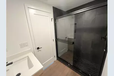 3710 N Kenmore Avenue #2, Chicago, IL 60613 - Photo 6