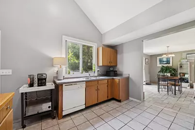 34 N Adams Street, Oswego, IL 60543 - Photo 10