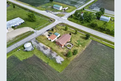 18015 N 2100 East Road, Pontiac, IL 61764 - Photo 2