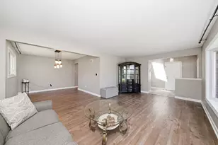 17050 88th Ct, Orland Hills, IL 60487 - Photo 6