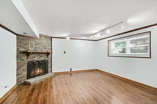 1714 Kingston Ln, Schaumburg, IL 60193 - Photo 4
