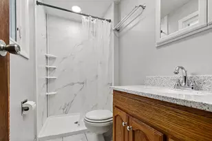 1714 Kingston Ln, Schaumburg, IL 60193 - Photo 20