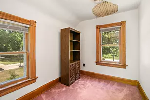 105 N 6th St, Ashkum, IL 60911 - Photo 12