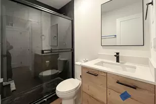 3710 N Kenmore Ave, Chicago, IL 60613 - Photo 12