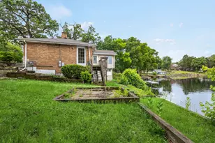3815 Midway Dr, Island Lake, IL 60042 - Photo 18