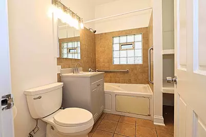 3328 W Cuyler Avenue #1, Chicago, IL 60618 - Photo 2