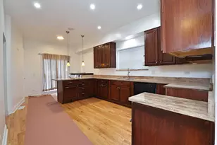 3328 W Cuyler Ave, Chicago, IL 60618 - Photo 6