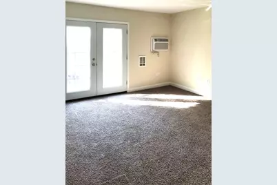 310 Wilshire Drive, Sandwich, IL 60548 - Photo 10