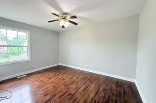 229 Juniper Dr, Bolingbrook, IL 60440 - Photo 10